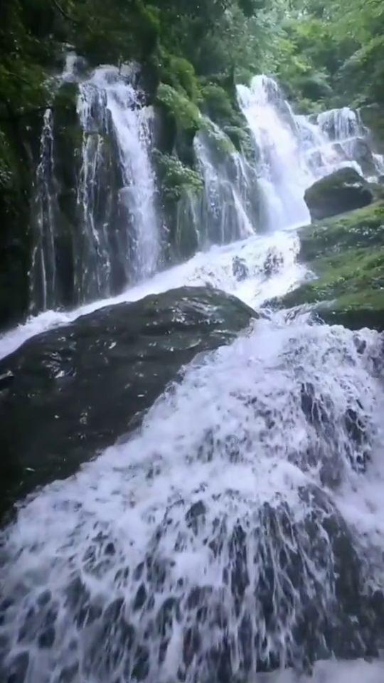 逃离黑砖房间